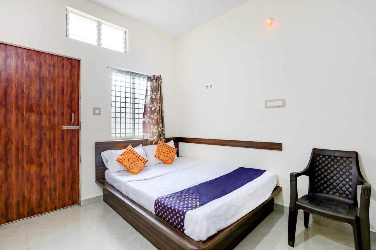 Spot On 65397 New Dhan Win Lodge Belagula Bagian luar foto