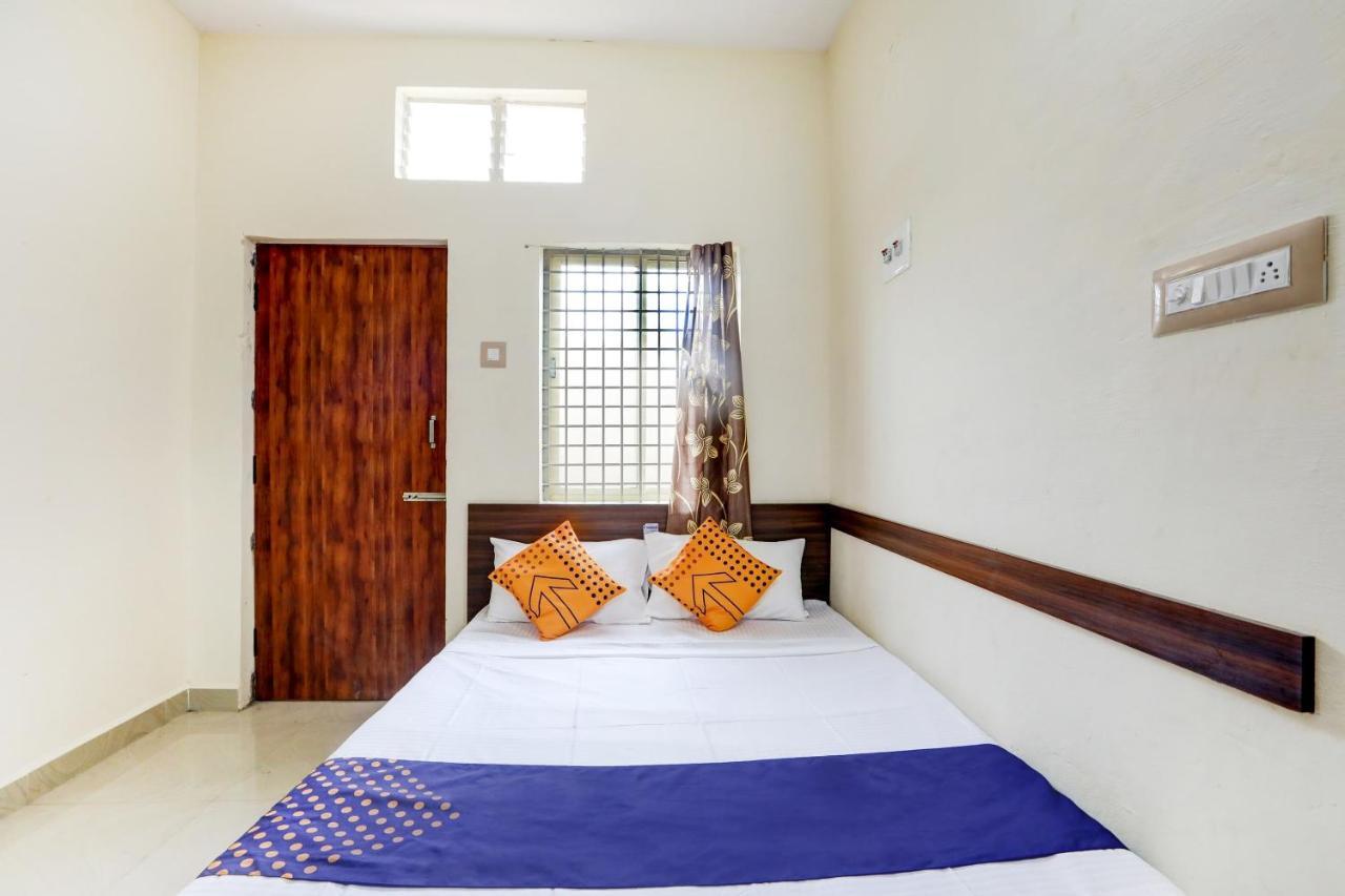 Spot On 65397 New Dhan Win Lodge Belagula Bagian luar foto