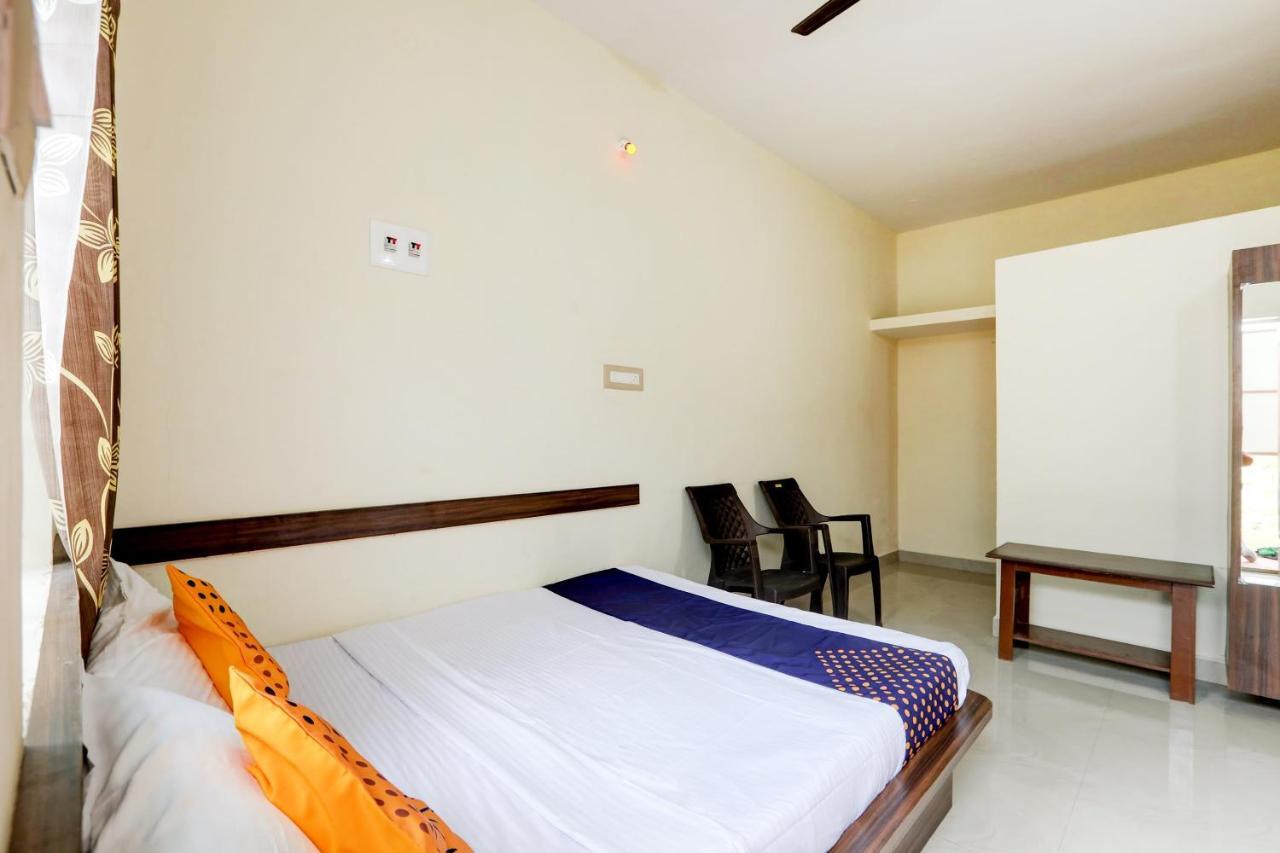 Spot On 65397 New Dhan Win Lodge Belagula Bagian luar foto