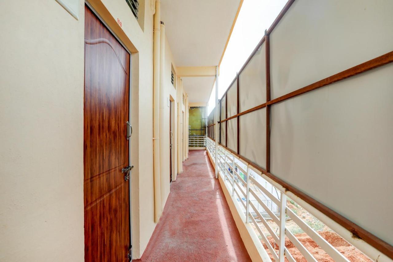 Spot On 65397 New Dhan Win Lodge Belagula Bagian luar foto