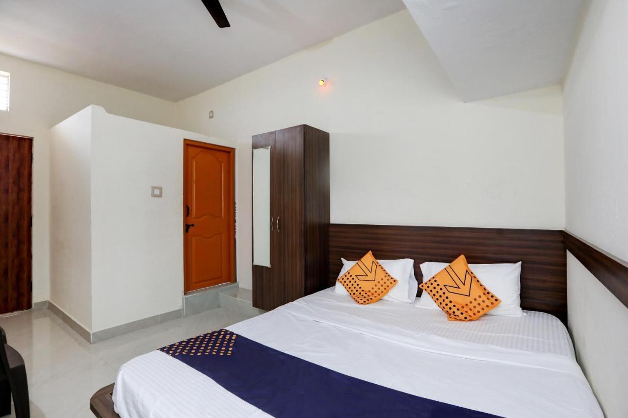 Spot On 65397 New Dhan Win Lodge Belagula Bagian luar foto